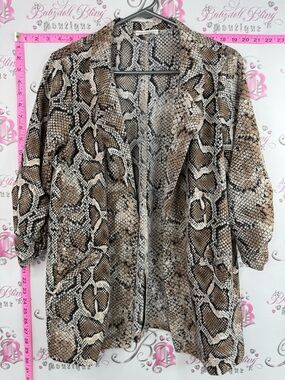Warehouse One cardigan blazer style open front Snake Print Top in Black & Taupe